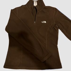 Brown north face half zip sweater. Size small